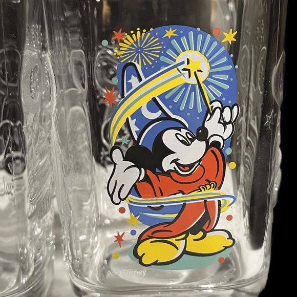 Vintage Millennial 2000 Collectible Disney World Glasses (Set of 5) - Picture 5 of 10